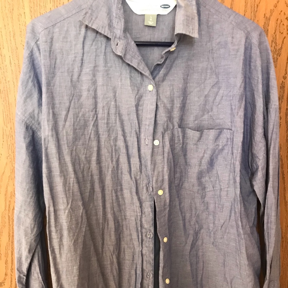 Women’s Old Navy The Boyfriend Shirt